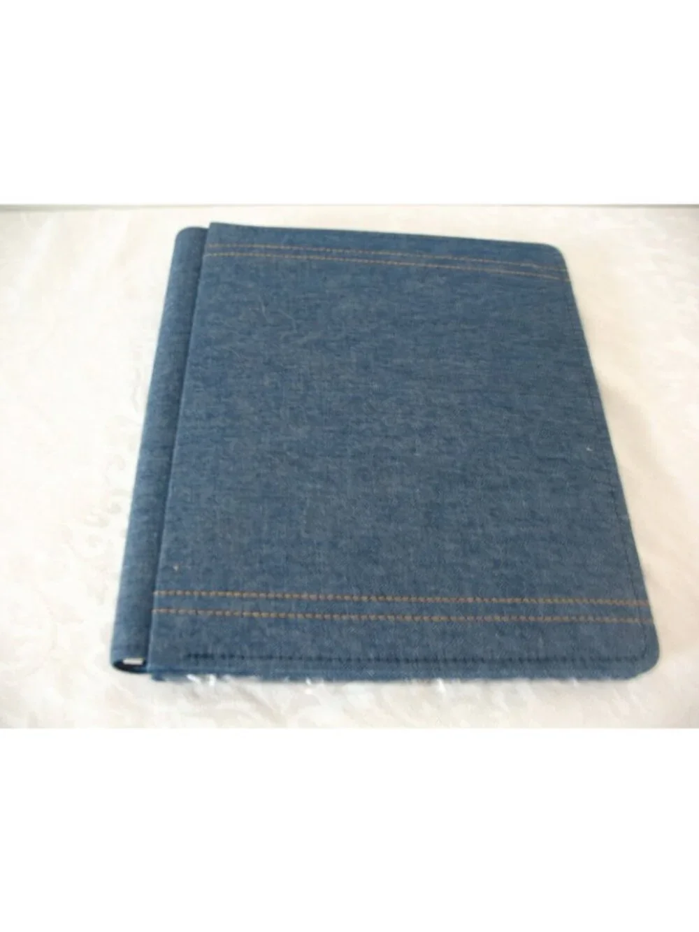 CREATIVE MEMORIES SCRAPBOOK ALBUM 8.5x11 DENIM WITH PAGES.